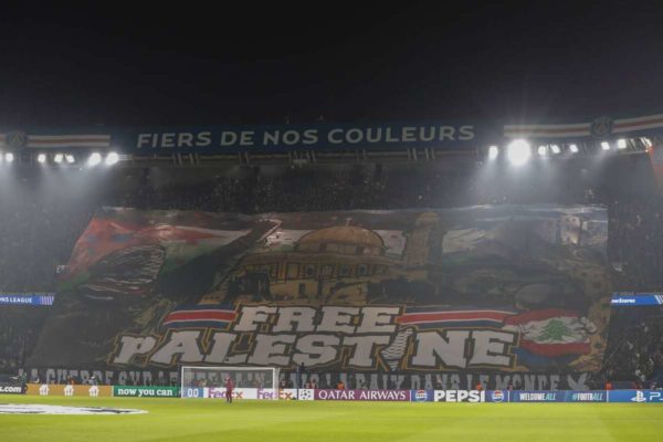 “Ca m’a foutu la gerbe…” Daniel Riolo critique le tifo pour la Palestine