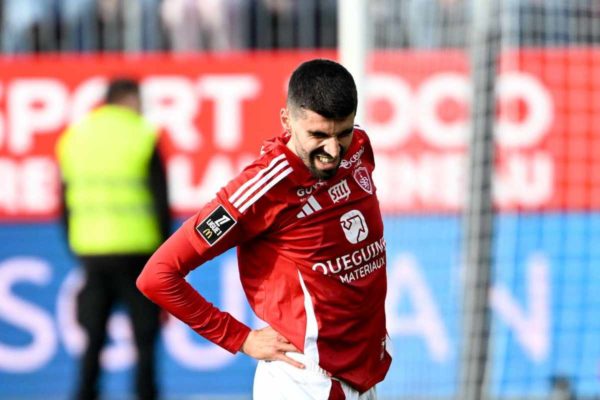 Coup dur pour Brest avant de jouer contre le Barça