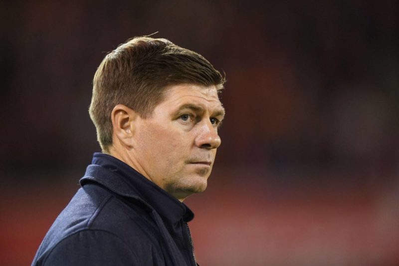 Steven Gerrard acclame le prodige Curtis Jones  