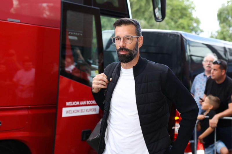 van Nistelrooy finalement vers un retour en Allemagne ?