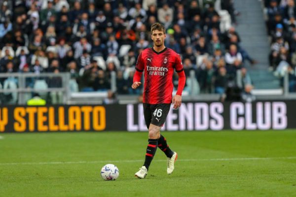 Officiel : le Milan prolonge ce défenseur