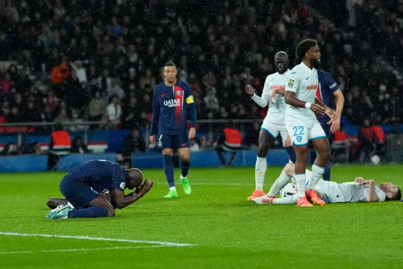 Danilo Pereira règle ses comptes avec le PSG