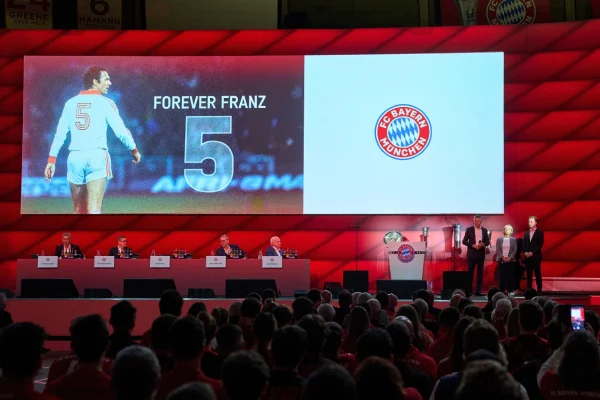 Bayern Munich: Plus de maillots floqués du numéro 5 de Franz Beckenbauer