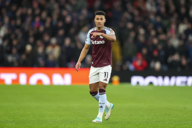 Aston Villa refuse de céder Ollie Watkins