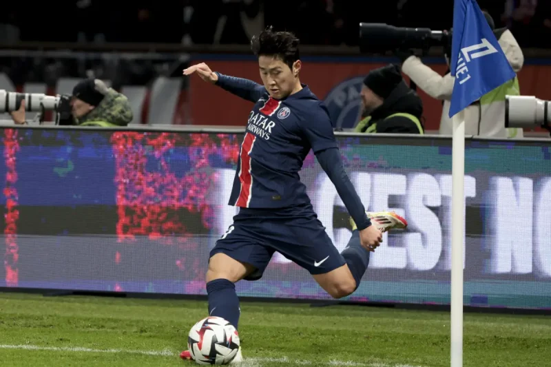 Lee Kang-in dans le viseur de Tottenham