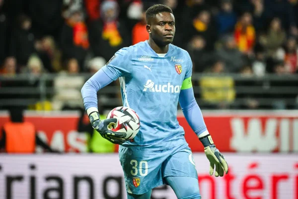 RC Lens: Brice Samba en négociations, Abdukodir Khusanov va partir