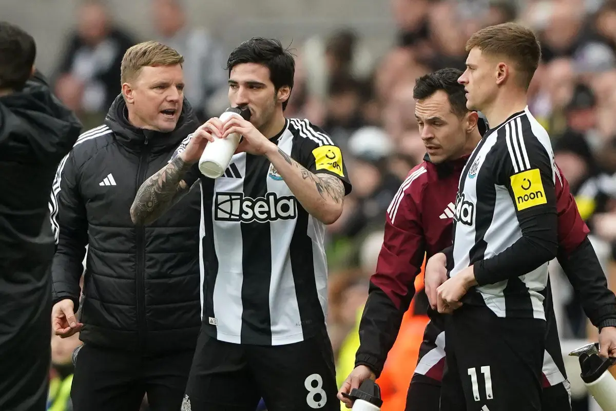 Newcastle United: Sandro Tonali se dirige vers un retour au Milan AC