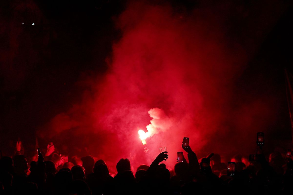 Liverpool - PSG : L'impressionnant cortège parisien vers Anfield